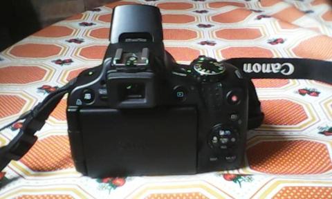 CAMARA CANON POWER SHOT SX50 HS