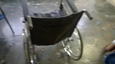 silla de ruedas totalmente nueva
