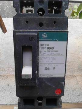 Breaker general electric 2x70amp.usado