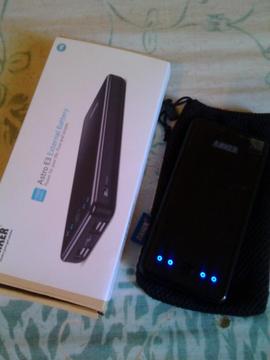 vendo cargador portatil Anker astro E3 DE 10OOO mAh
