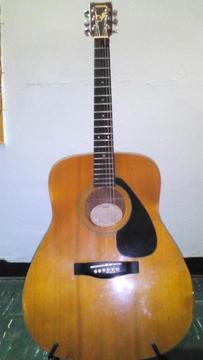Guitarra Yamaha Folk FG411 SY