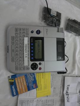 VENDO ETIQUETADORA Brother PTouch 1830 Labeler