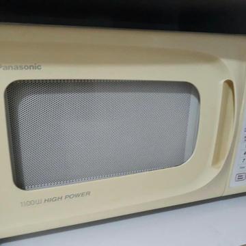 Microondas Panasonic Blanco 35.000bsf