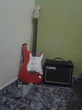 Guitarra electrica Squier by Fender y aplificador laney