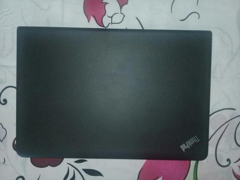 Laptop i5 Lenovo 6ta Generacion