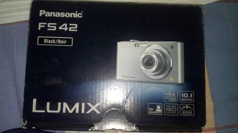 Camara Digital Panasonic 10 Megapixel Nueva