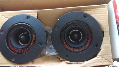 BAJOS DE 15PG CON UN TWEETER