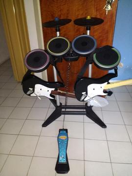 Vendo Rock Band para Play 3 con Tres Jue