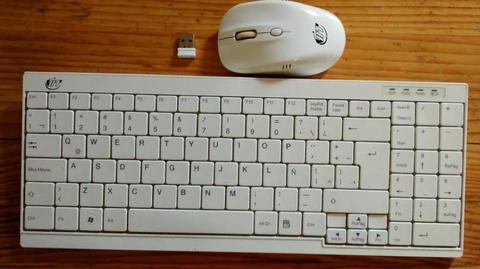 teclado y mouse