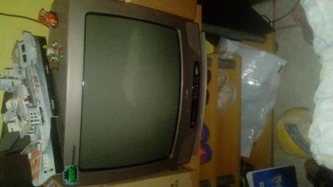 Tlevisor 19 LG