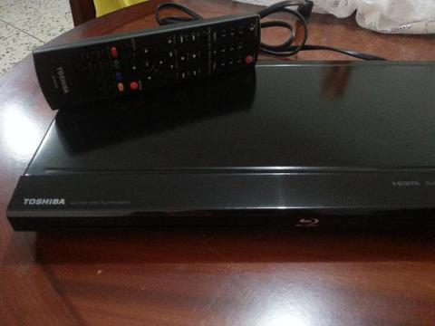 BLU RAY MARCA TOSHIBA CON CONTROL