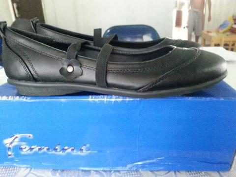 Zapato Escolar Femini 36