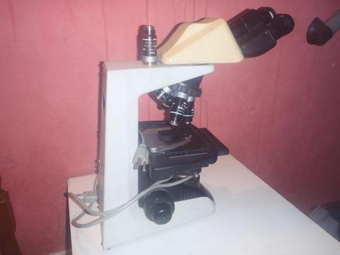 microscopio nikon eclipse e200