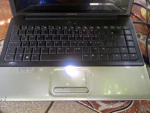 LAPTO COMPAQ presario q40