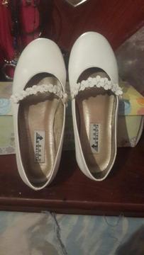 Hermosos Zapatos de Niña