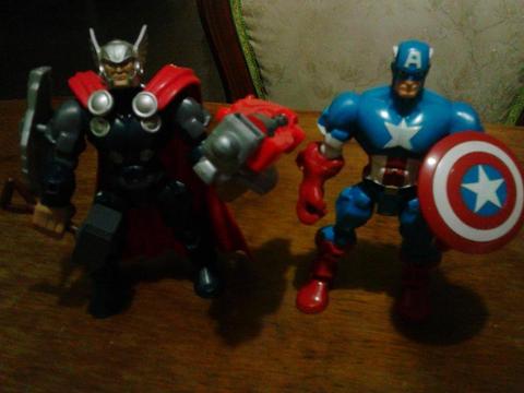 Super Hero Mashers Capitán América y Thor