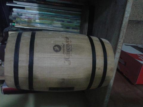 Botellas de Coleccion de Ron Pampero y cerveza polar