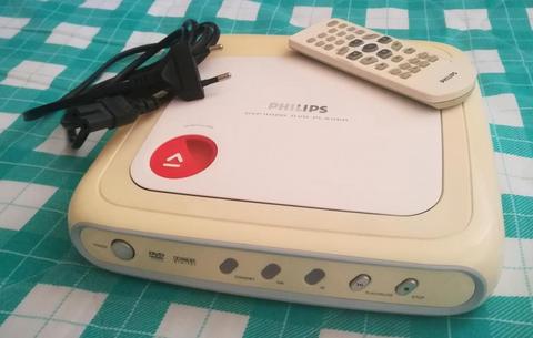Reproductor de DVD marca Phillips modelo DVP4000/78, control malo