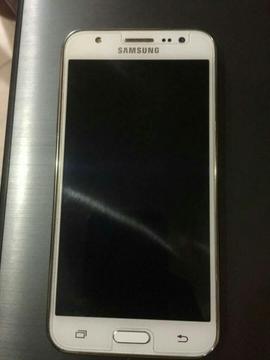 Samsung J5 Colores Blanco Y Negro
