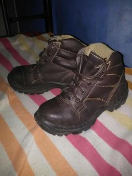 Se Venden Botas de Segurida Talla 37