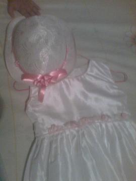 Vestido Blanco COn Sombrero. nuevo
