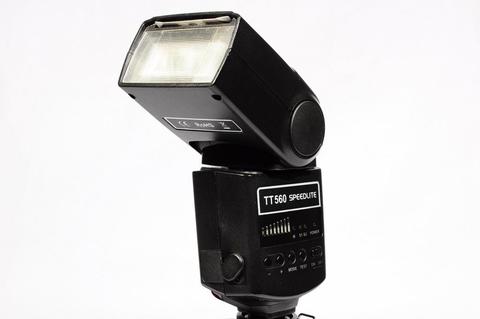 Flash Neewer Tt560 Para Nikon Canon de zapata usado