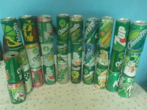 Se vende 29 latas de colección de CHINOTTO,, antiguas,,vacías