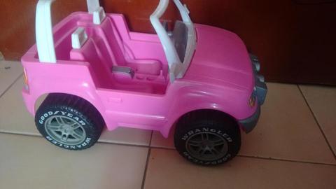 JEEP DE LA BARBIE CON MUÑECAS