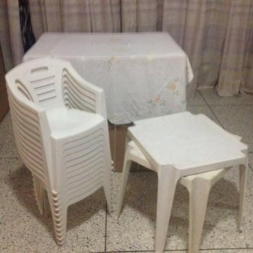 SILLA Y Mesa Manaplas Pequeña