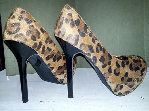 Tacones Breckelle's