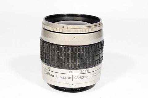 Lente Zoom Nikon 28 90mm G Af f3.5 con pequeño detalle 100 operativo