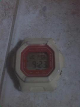 Vendo Reloj Babyg