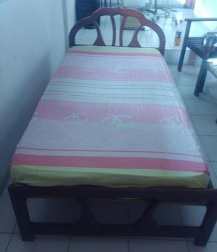 Cama Individual en madera