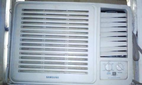Aire Acondicionado Samsung de 24 mil Btu. Compresor dañado