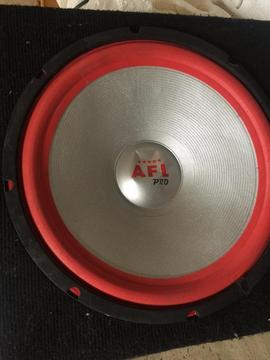 bajo 15” 500Watts