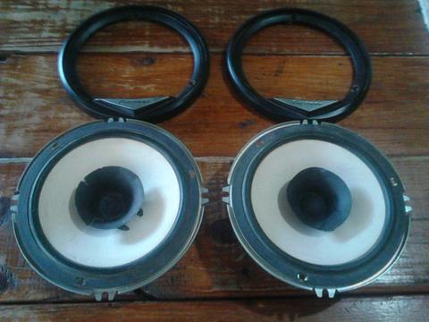 Vendo 2pares de Cornetas para Vehículos