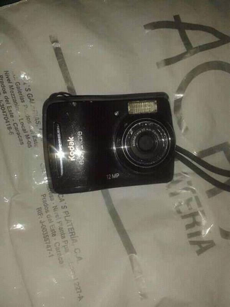 se vende camaras kodax y daewoo perfecto estado