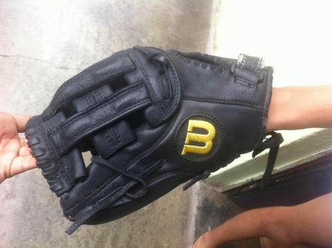 GUANTE PARA ZURDO WILSON