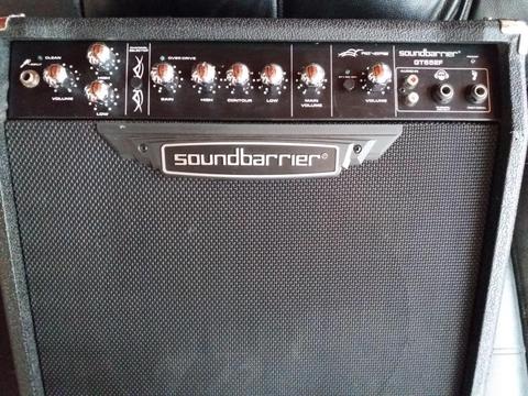 Amplificador de Guitarra SOUNDBARRIER GT65EF