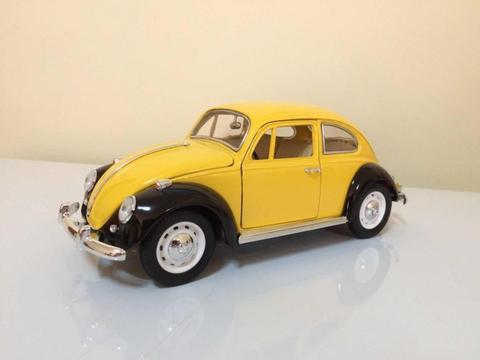 Carro De Colección Volkswagen Beetle 1967 Escala 1/18