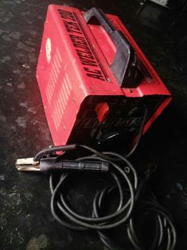 Maquina de Soldar 160 Amp