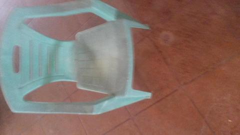 SILLA PLASTICA NIÑO