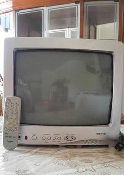 Televisor de 13 pulgadas en excelente estado