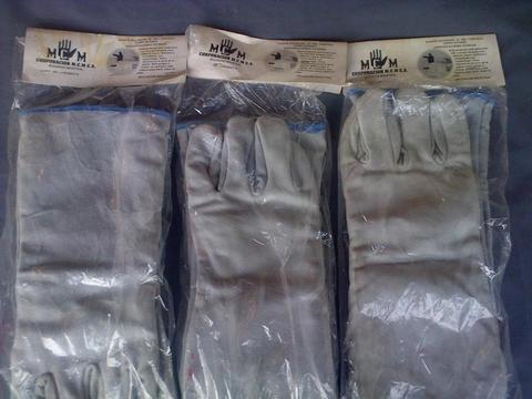 Guantes de soldador N° 16 carnaza, forrado interno y mata chispa