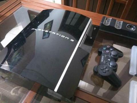 play 3 fat c lasico como nuevo de 40 gb O CAMBIO POR TLF O xBOX
