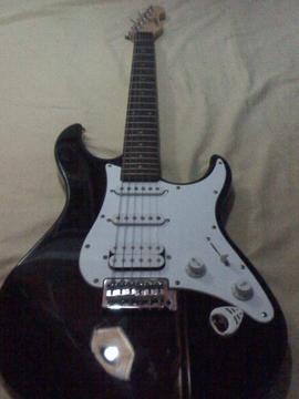 Guitarra Electrica Yamaha Eg112c