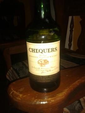 Botella de Whisky Chequers