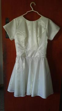 Vestido Blanco Acampanado