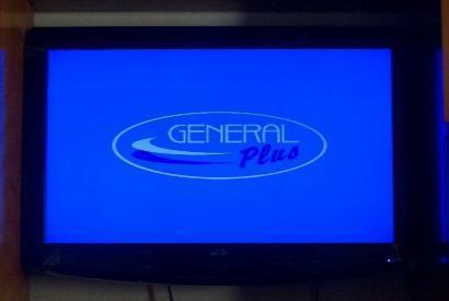televisor Gplus 42 pulgadas pantalla partida