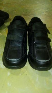 Zapatos Escolares Excelente Calidad